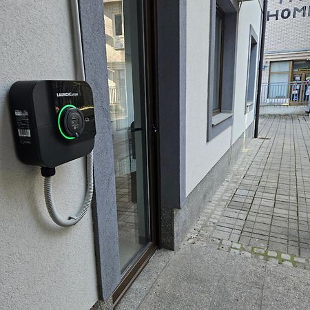 Morpheus Apartmani Sremska Mitrovica Eksteriør bilde