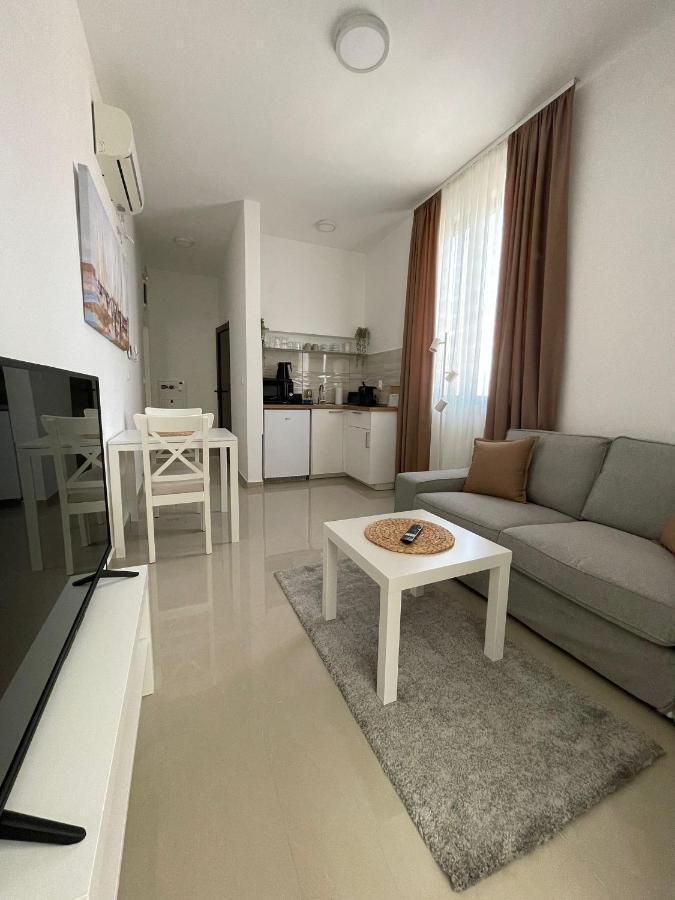 Morpheus Apartmani Sremska Mitrovica Eksteriør bilde