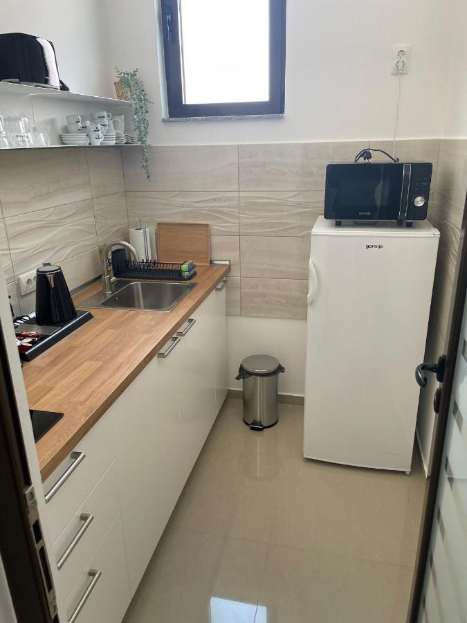 Morpheus Apartmani Sremska Mitrovica Eksteriør bilde