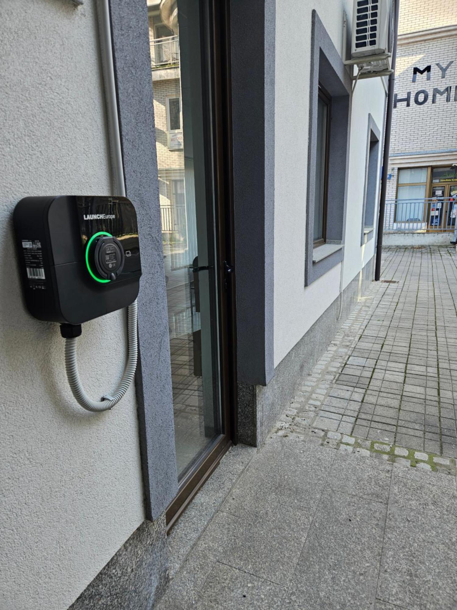 Morpheus Apartmani Sremska Mitrovica Eksteriør bilde